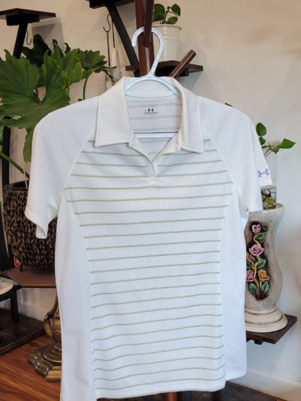 Under Armour Womens White Striped Short Sleeve Golf Polo, Size M
